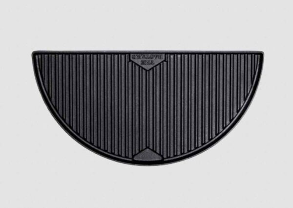 THE BASTARD Cast Iron Half Moon Griddle Medium 40 cm